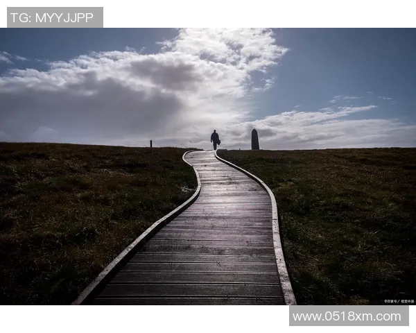 飞盘与人生的交响曲：吴强的深度对话与成长之路